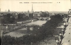 CPA Paris Panorama vers le Champ de Mars 
