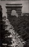 CPA Paris Les Champs Elysees vers L'Arc de Triomphe 