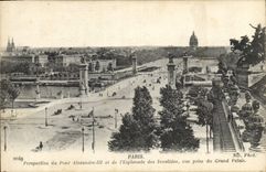 CPA Paris Perspective du Pont Alexandre III et de l'Esplanade des Invalides vue prise du Grand Palai