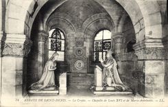 CPA Abbaye de Saint Denis La Crypte de Louis XVI et le Marie Antoinette 