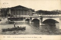 CPA Paris Le Pont de la Concorde et la Chambre des Deputes Bateau