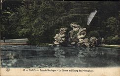 CPA Paris Bois de Boulogne La Grotte et l'Etang des Nenuphars 