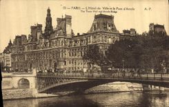 CPA Paris L'Hotel de Ville et le Pont d'Arcole 