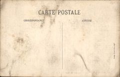 CPA Paris Le Trocadero vu sous la Tour Eiffel