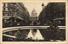 CPA Paris La rue Soufflot et le Pantheon 