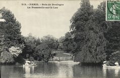 CPA Paris Bois de Boulogne La Passerelle sur le Lac 