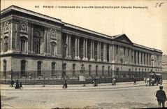 CPA Paris Colonnade du Louvre construite par Claude Perrault 