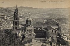 CPA Le Puy La Cathedrale vue laterale 