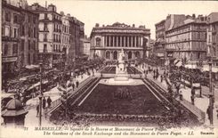 CPA Marseille Square de la Bourse et Monument de Pierre Puget 