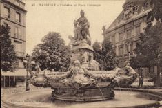 CPA Marseille Fontaine et Place Estrangin 