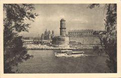 CPA Marseille Le Fort Saint Jean et la Cathedrale 