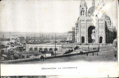 CPA Marseille La Cathedrale 