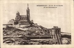 CPA Marseille Notre Dame de la Garde et les Ascenseurs 