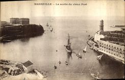CPA Marseille La Sortie du Vieux Port 