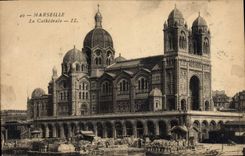 CPA Marseille La Cathedrale 