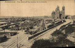 CPA Marseille Vue generale des Bassins de la Joliette 