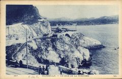 CPA Marseille Un Coin de la Corniche 