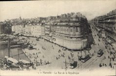 CPA Marseille La Rue de la Republique 