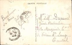 CPA Marseille Un coin du Vieux Port et Notre Dame de la Garde 