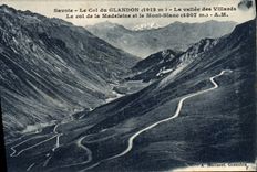CPA Savoie Le Col du Glandon La Vallee des Villards Le Col de la Madeleine et le Mont Blanc 