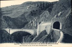 CPA Savoie Route du Glandon a St Jean de Maurienne Le Tunnel et le Pont des Sallanches 
