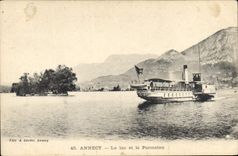 CPA Annecy Le Lac et le Parmelan Bateau