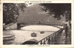 CPA Sites Pittoresques de Savoie Annecy Le Pont des Amours 