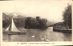 CPA Annecy Ile des Cygnes et la Tournette 