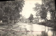 CPA Environs d'Aix en Provence Bords de l'Arc la Passerelle 