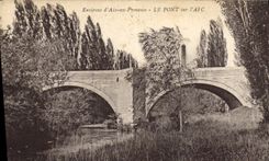 CPA Environs d'Aix en Provence Le Pont sur l'Arc 