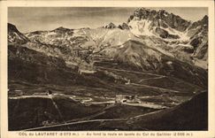 CPA Col du Lautaret Au fond la route en lacets du Col du Galibier 