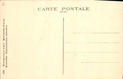 CPA La Route en lacets du Col du Galibier Au pied de la route le Col et les Chalets du Lautaret 