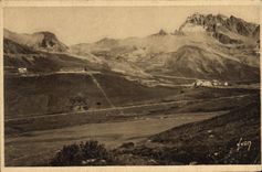 CPA Col du Lautaret La route en lacets vers la Col du Galibier 