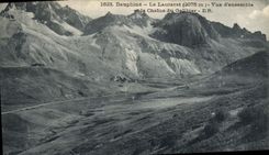 CPA Dauphine Le Lautaret Vue d'ensemble et la Chaine du Galibier 