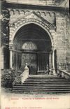CPA Embrun Porche de la Cathedrale 