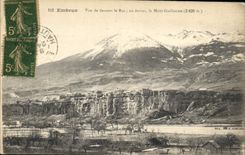 CPA Embrun Vue de dessoirs le Roc au dessus le Mont Guillaume 