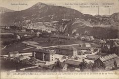 CPA Briancon Les Casernes de Ste Catherine et Vue generale de Briancon et de ses Forts 