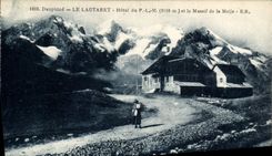 CPA Dauphine Le Lautaret Hotel du PLM et le Massif de la Meije 