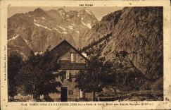 CPA Les Alpes Chalet Hotel d'Ailefroide Dans le fond Mont des Boeufs Rouges 