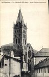 CPA Embrun La Cathedrale a droite Caserne Lapeyrouse 