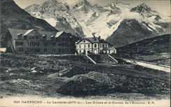 CPA Dauphine Le Lautaret Les Hotels et le Glacier de l'Homme 