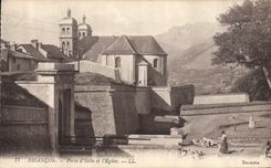 CPA Briancon Porte d'Italie et l'Eglise 