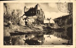 CPA L'Auvergne Pittoresque le Chateau du Saillans 
