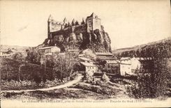 CPA Le chateau du Saillant pres de Saint Flour Cantal Facade du Sud XVI siecle 