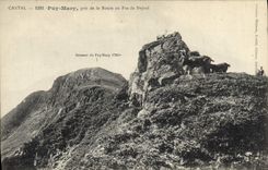 CPA Cantal Puy Mary pris de la Route au Pas de Peyrol 