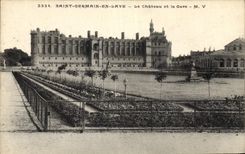 CPA Saint Germain en Laye le Chateau et la Gare 