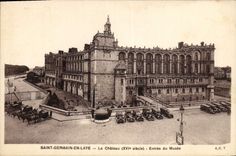 CPA Saint Germain en Laye le Chateau XVI siecle Entree du Musee 