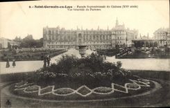 CPA Saint Germain en Laye Facade Septentrionale du chateau XVI siecle vue generale du Parterre 