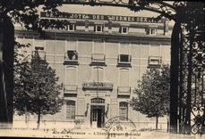 CPA Aix en Provence L'Establissement Thermal 