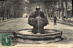 CPA Aix en Provence La Fontaine d'eau chaude Cours Mirabeau 